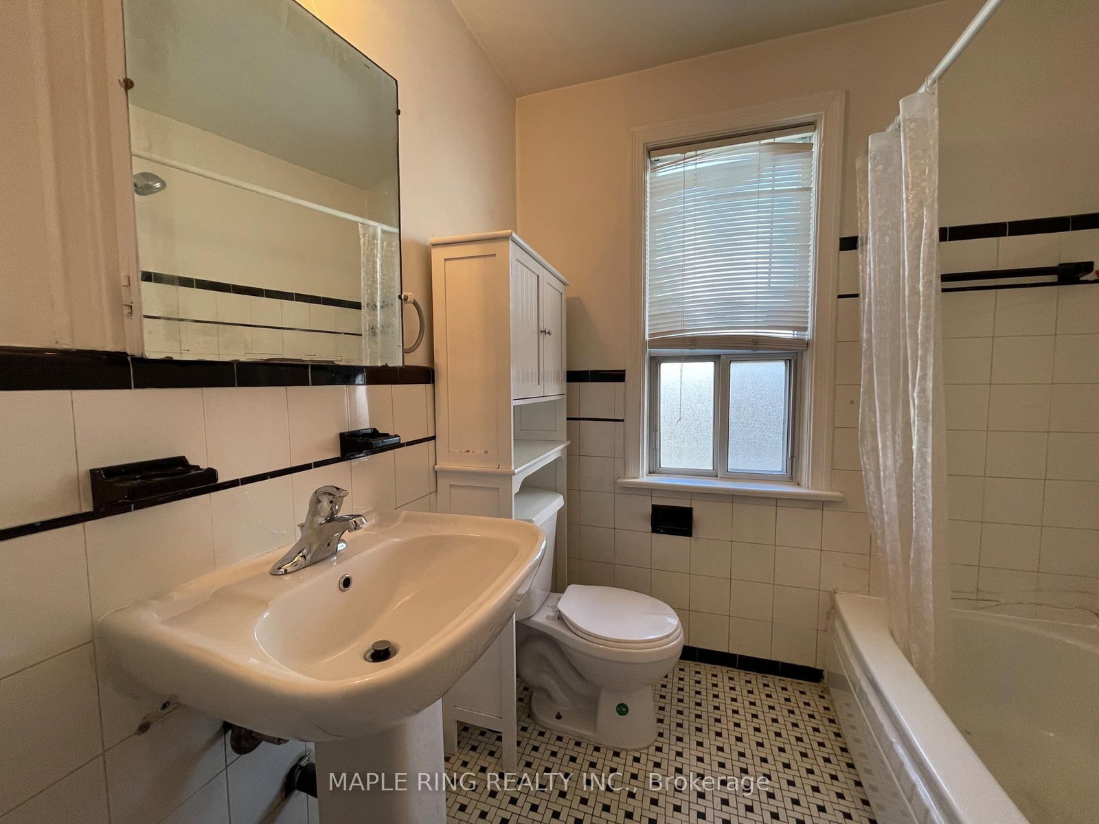 Semi-Detached House for lease at 3-12 Dwight Avenue, Toronto, Ontario, M8V 1X2 - New Toronto - MLS: W12748880