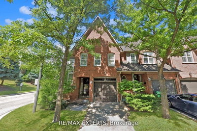 Townhouse sold at 17B-1084 Queen Street, Mississauga, Ontario, L5H 4K4 - Lorne Park - MLS: W12749416