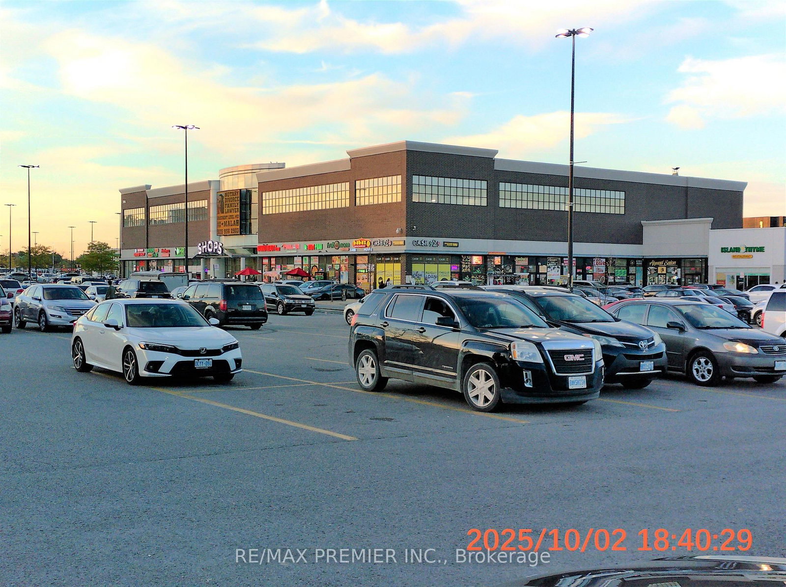 7215 Goreway Drive, Unit 2C22 - Photo 8