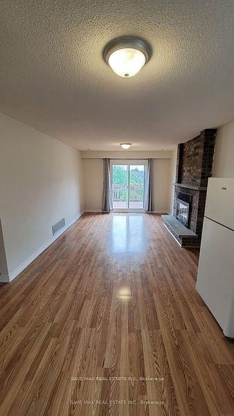 44 Rotherglen Crt, Brampton, L6X 2S1 | Image 2