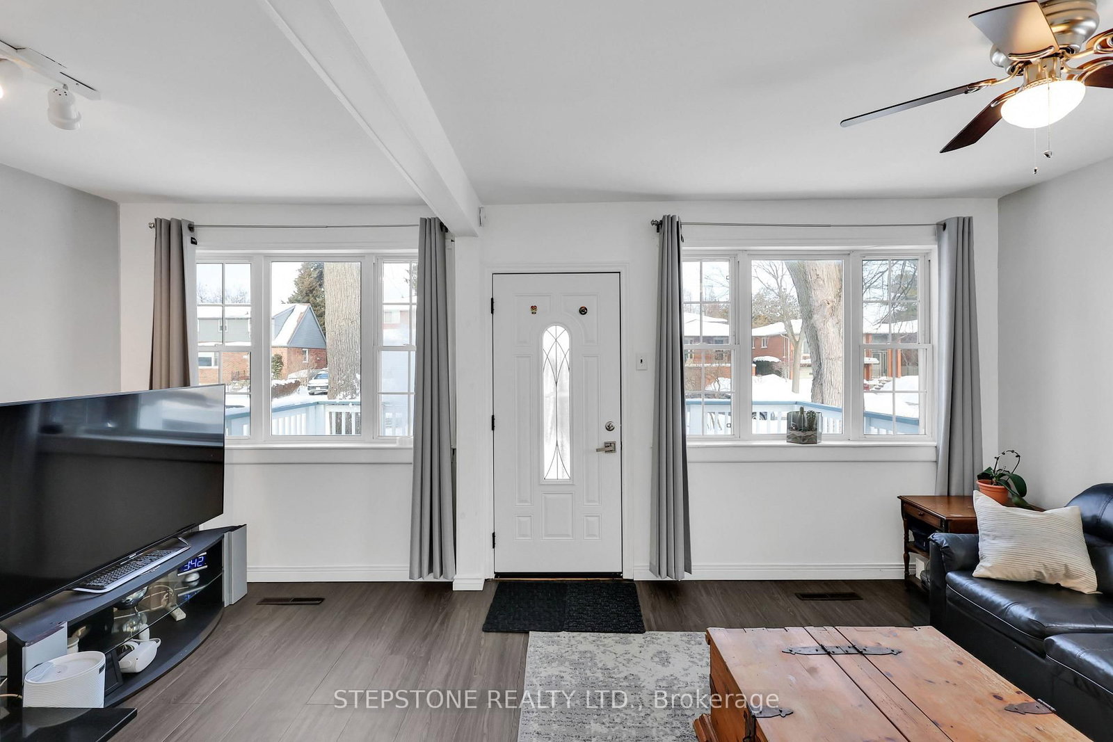 56 41st Street W • Toronto, ON photo 14
