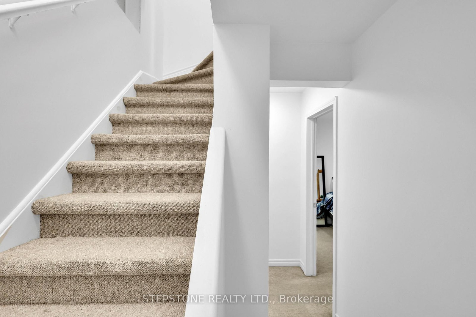 56 41st Street W • Toronto, ON photo 24
