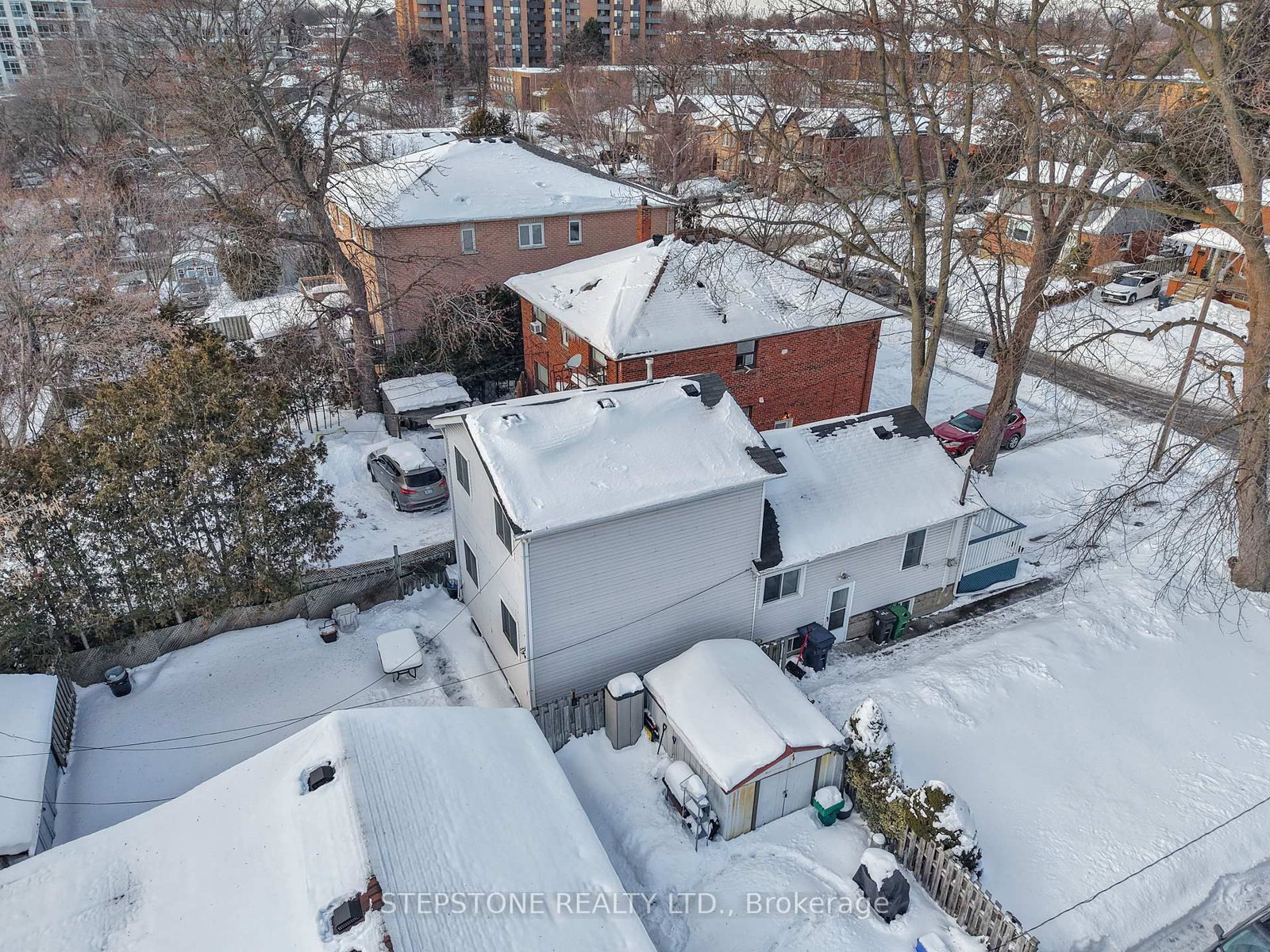 56 41st Street W • Toronto, ON photo 9