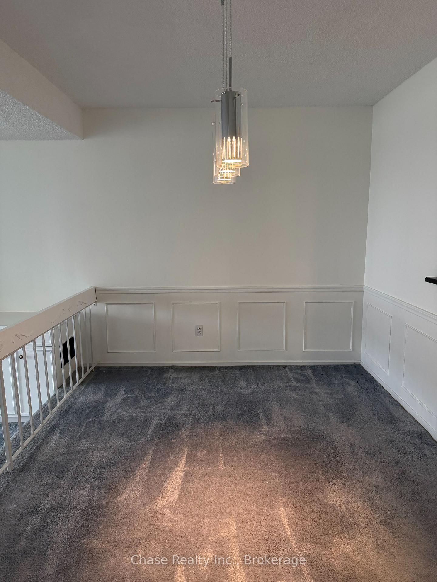 20 Speers Road, Unit 601 - Photo 25