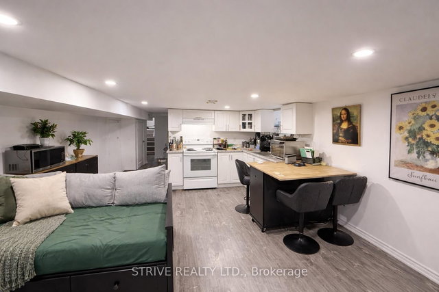 23 Burnfield (Lower) Avenue