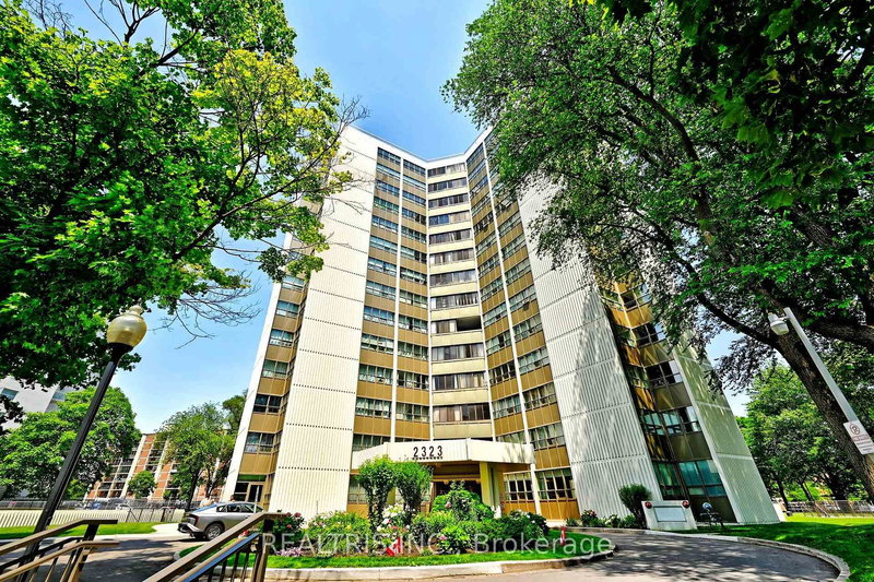 807 - 2323 Confederation Pkwy, Mississauga, L5B 1R6 | Image 3