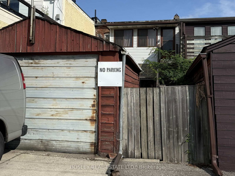 21 St. John's Rd, Toronto, M6P 1T7 | Image 3