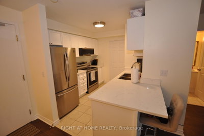 Unit 308 — 2300 Parkhaven Boulevard — more photos