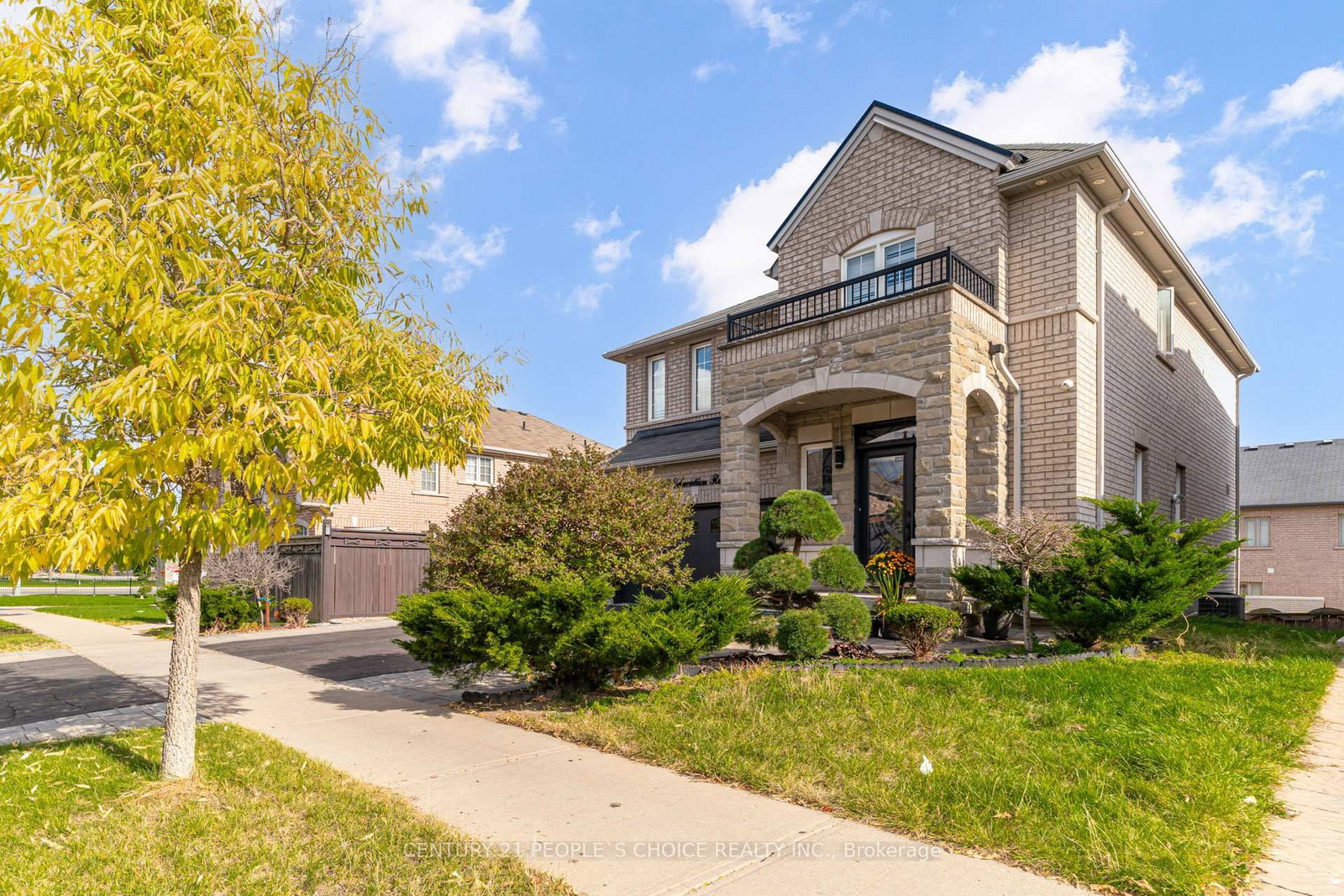 Listing photo 3
