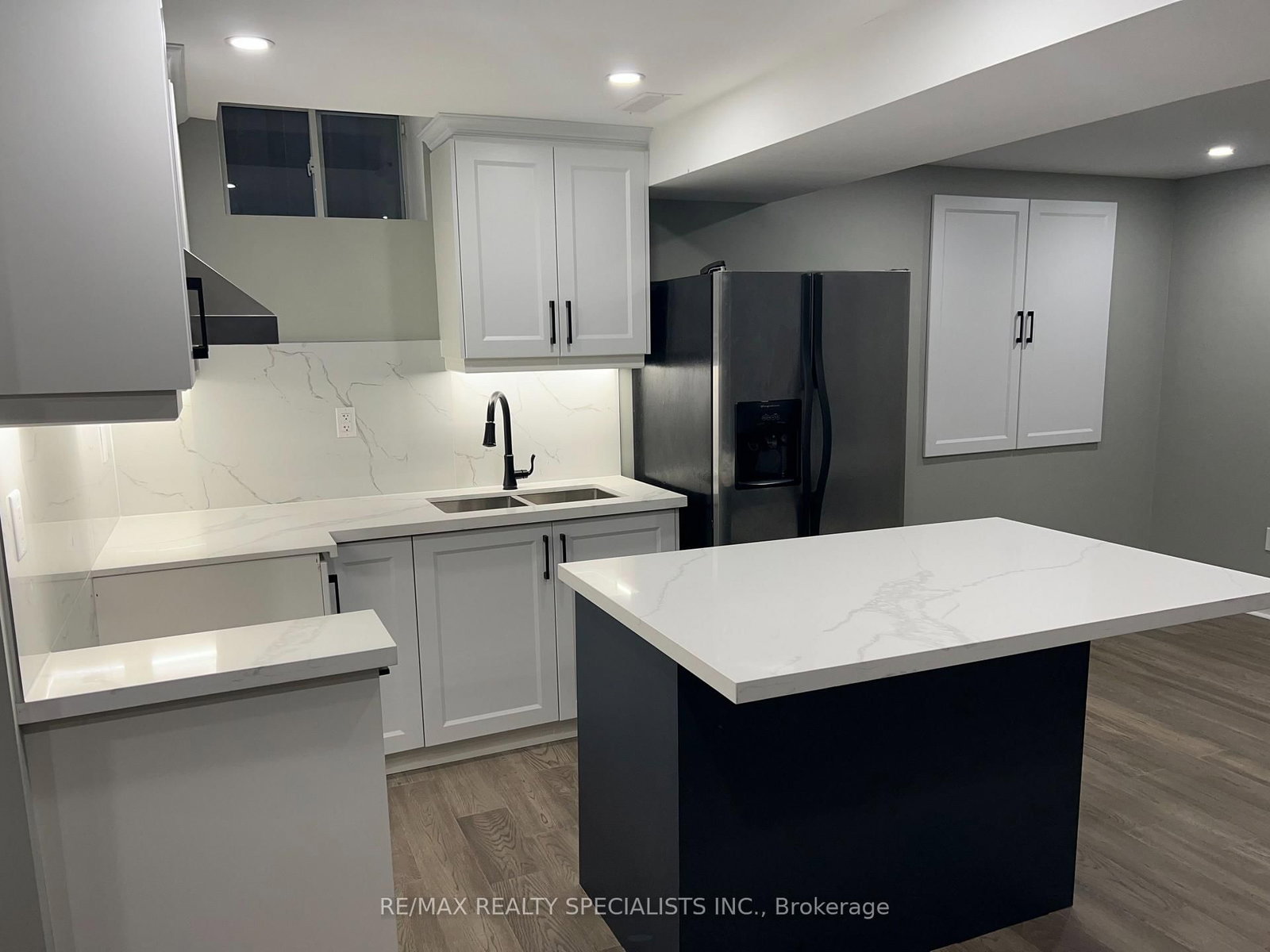 55 Thorpe Crescent - Photo 32