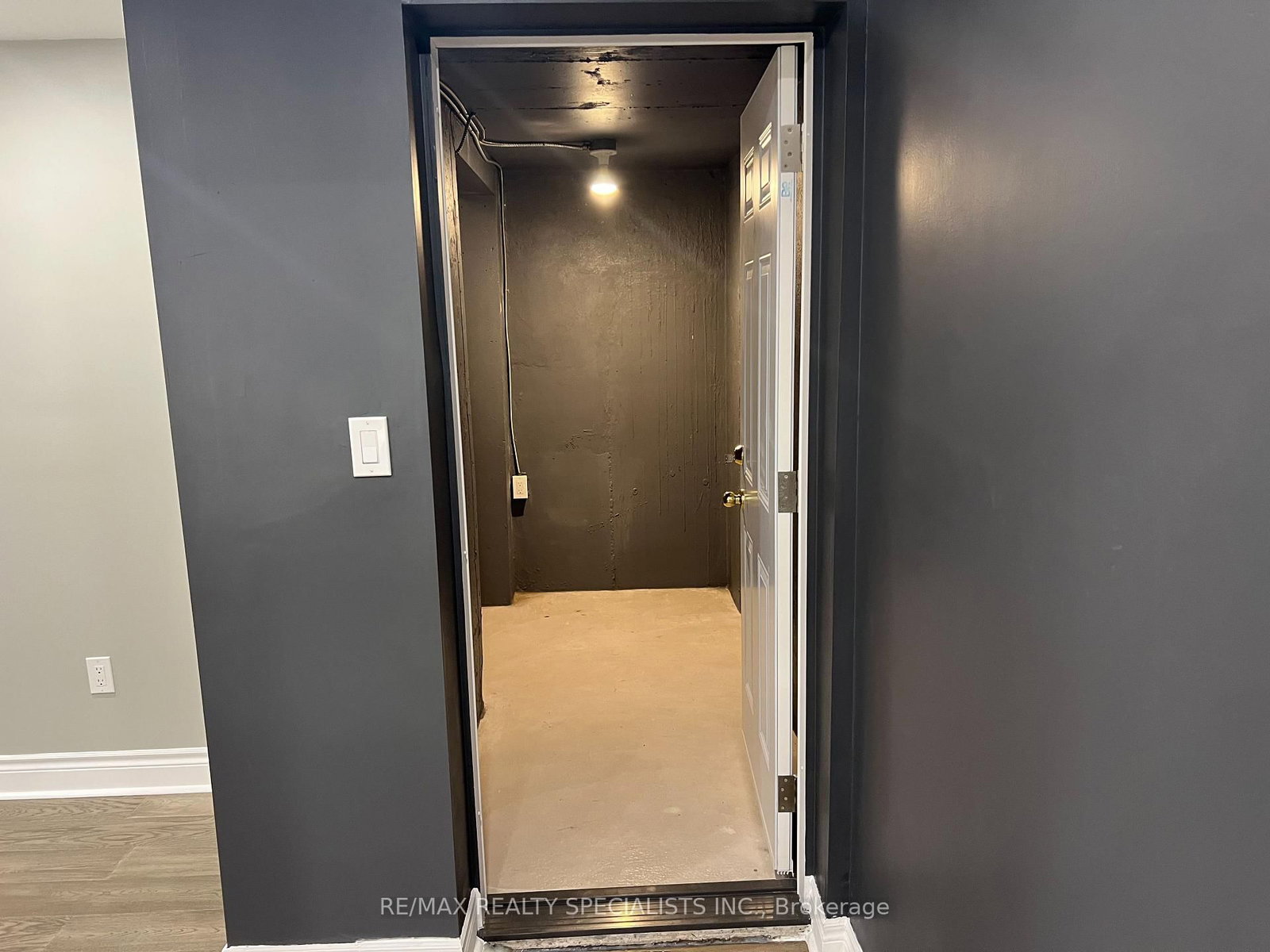 55 Thorpe Crescent - Photo 46