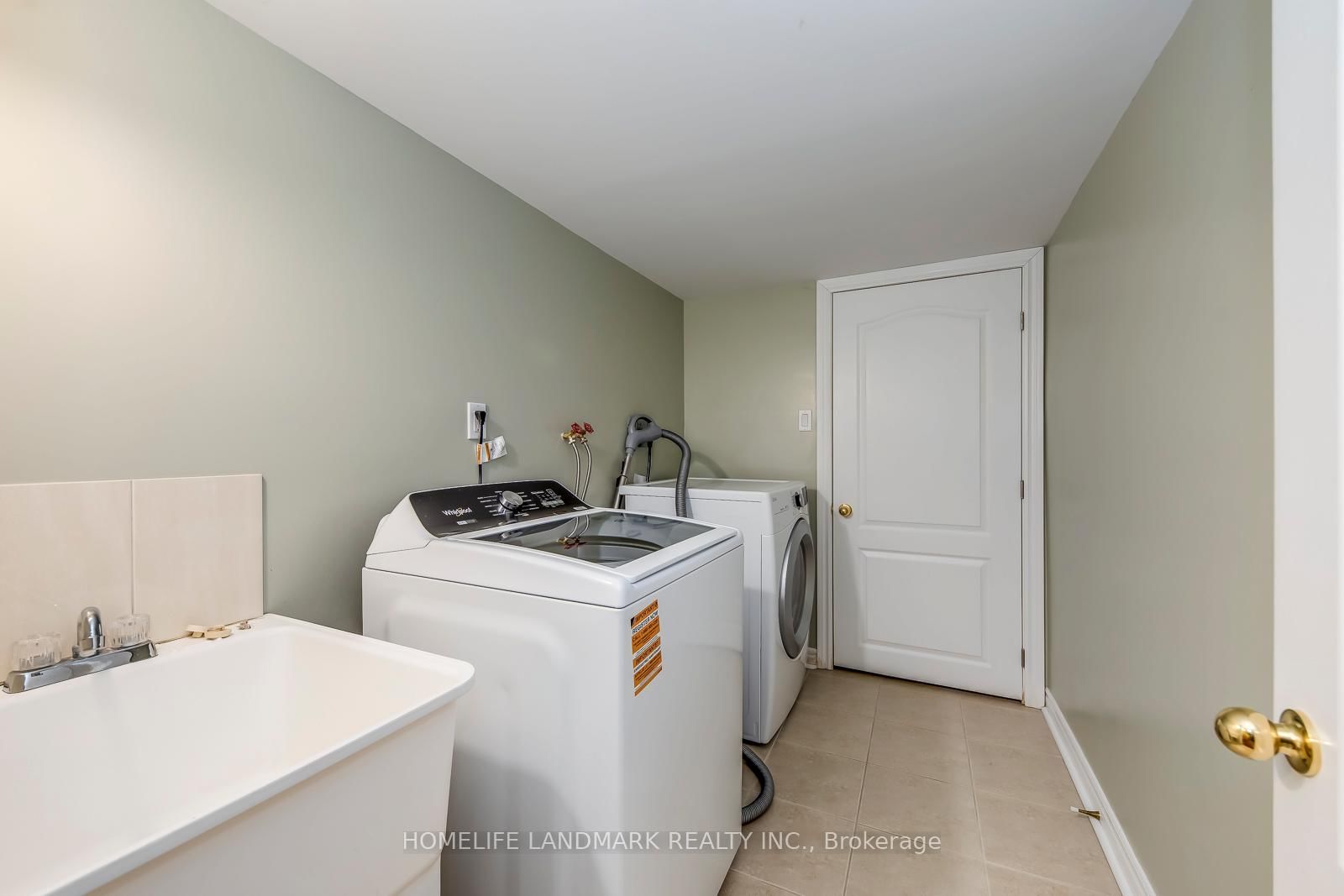 2196 HIGHCLIFFE Way - Photo 47