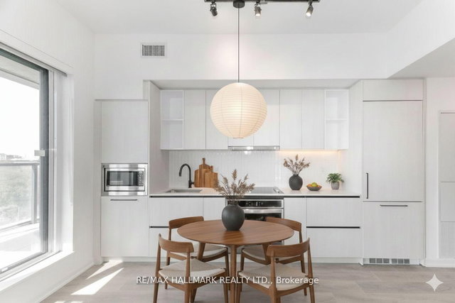 503 - 1285 Dupont Street