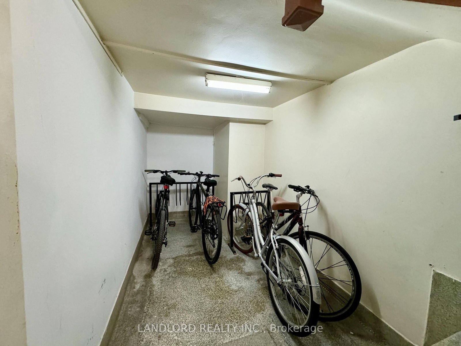 Semi-Detached House for lease at 16-2696 Lake Shore Boulevard, Toronto, Ontario, M8V 1G8 - Mimico - MLS: W12752488