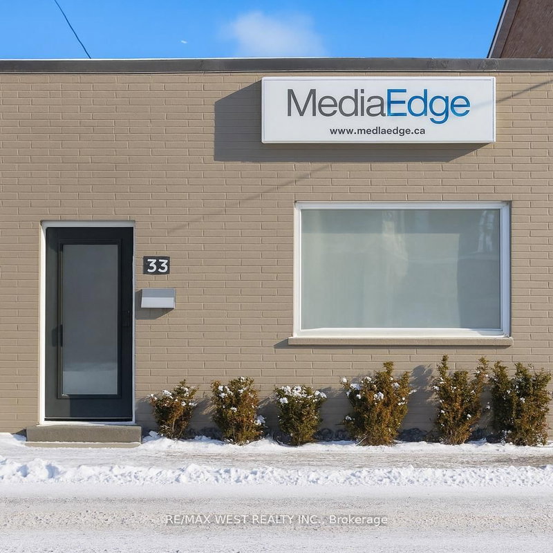 33 South Station St, Toronto, M9N 2B2 | Image 3