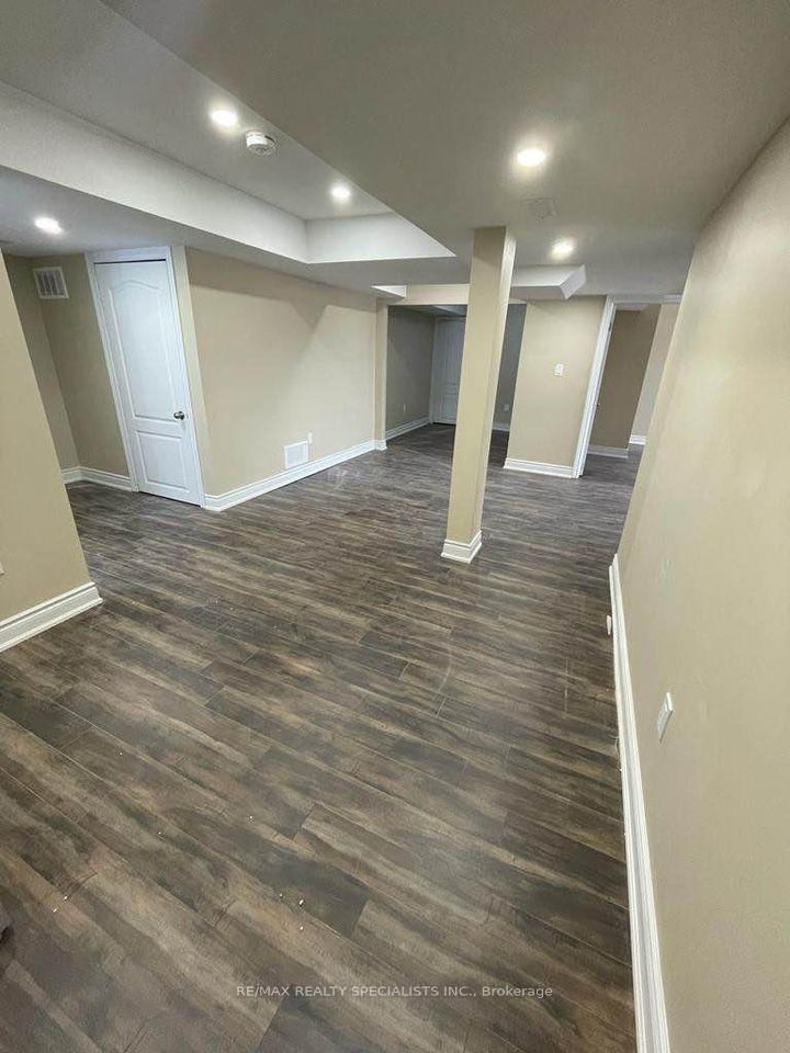 4 Tysonville Circ, Brampton, L7A 3Z7 | Image 2