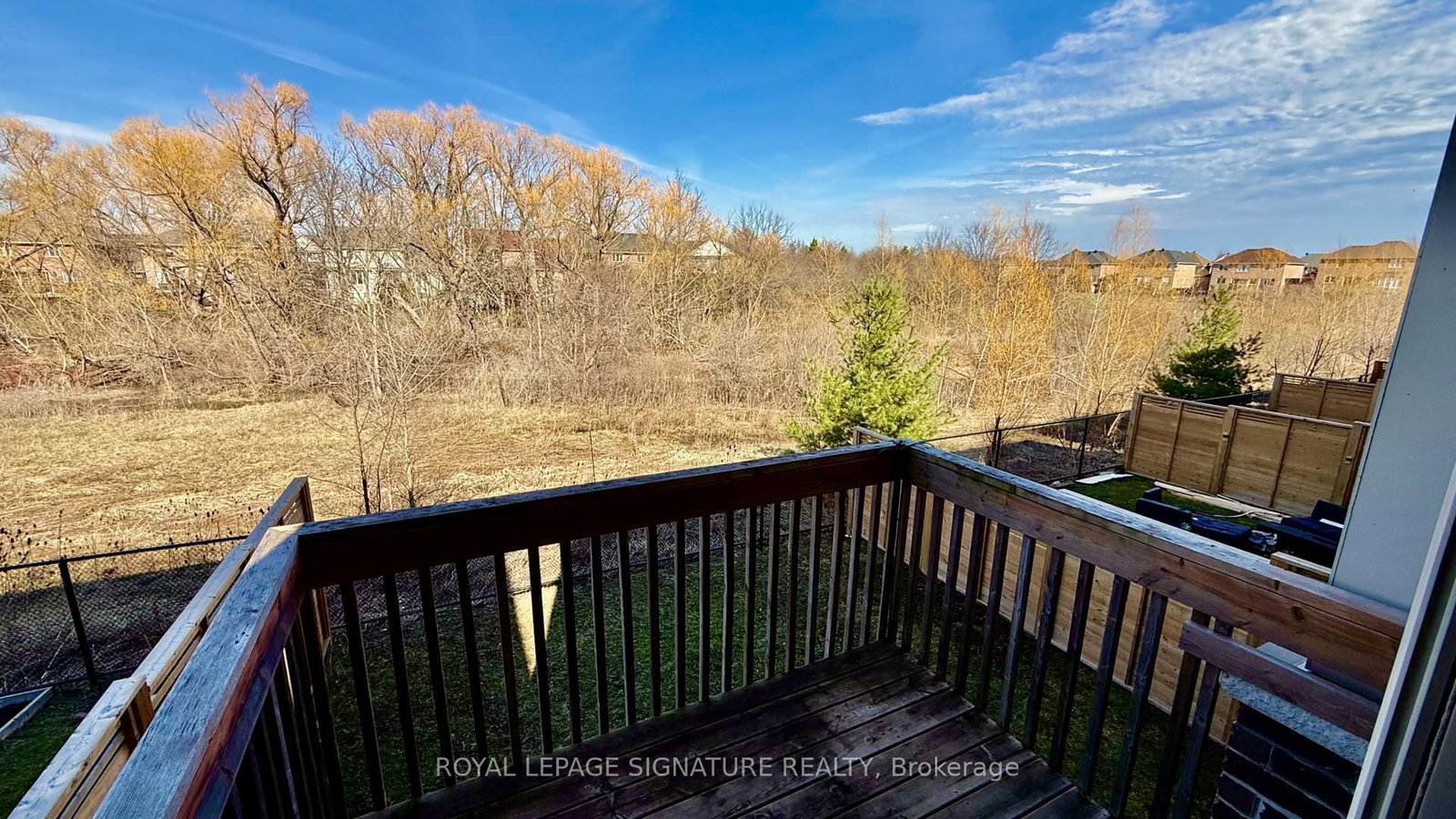 Townhouse for lease at 755 Elsley Court, Milton, Ontario, L9T 9J6 - Beaty - MLS: W12753636