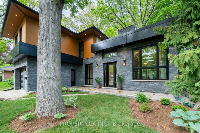 58 Farningham Cres, Toronto, M9B 3B6 | Image 3