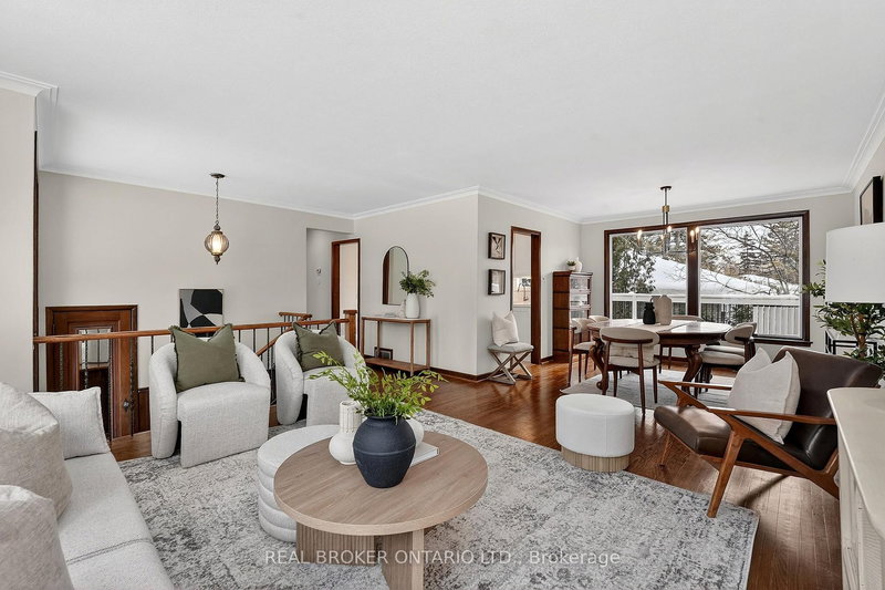 1269 Royal York Rd, Toronto, M9A 4C4 | Image 2