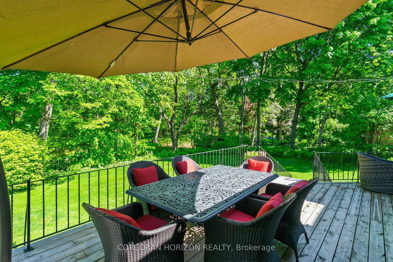 1735 Sunningdale Bend, Mississauga, L5J 1G1 | Image 3