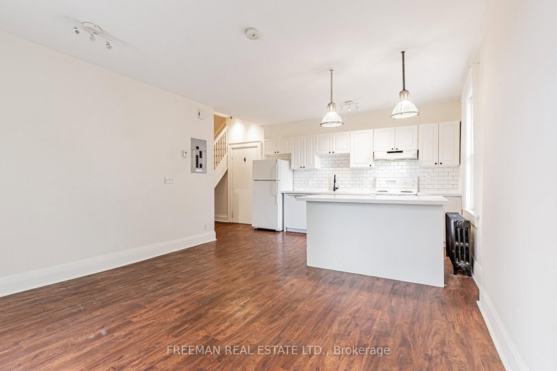 115 Mavety St, Toronto, M6P 2L8 | Image 3