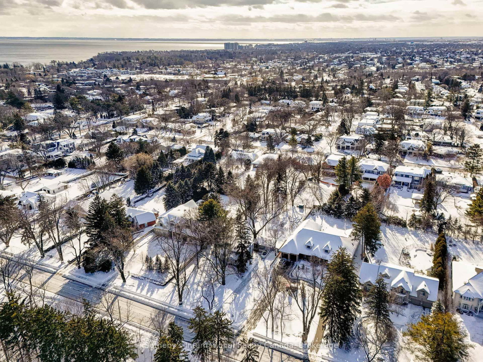 362 Fourth Line • Oakville, ON photo 20