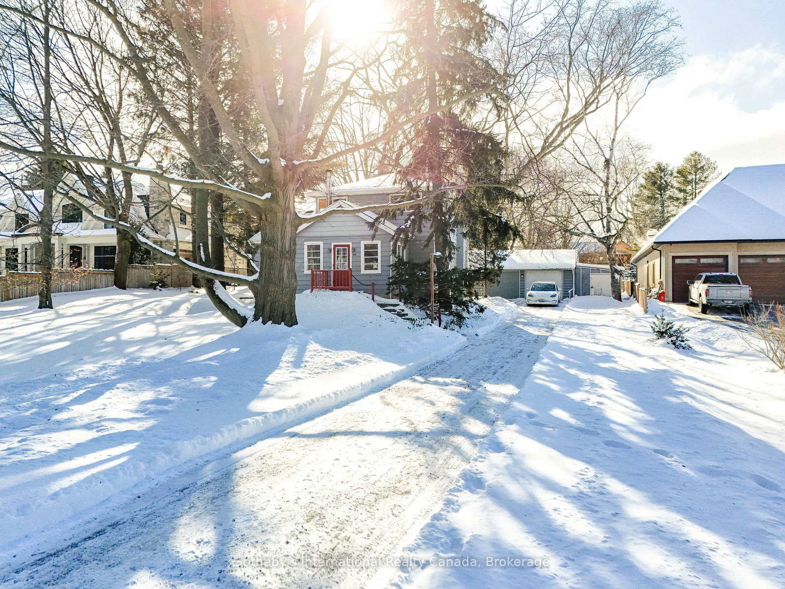 362 Fourth Line • Oakville, ON photo 7