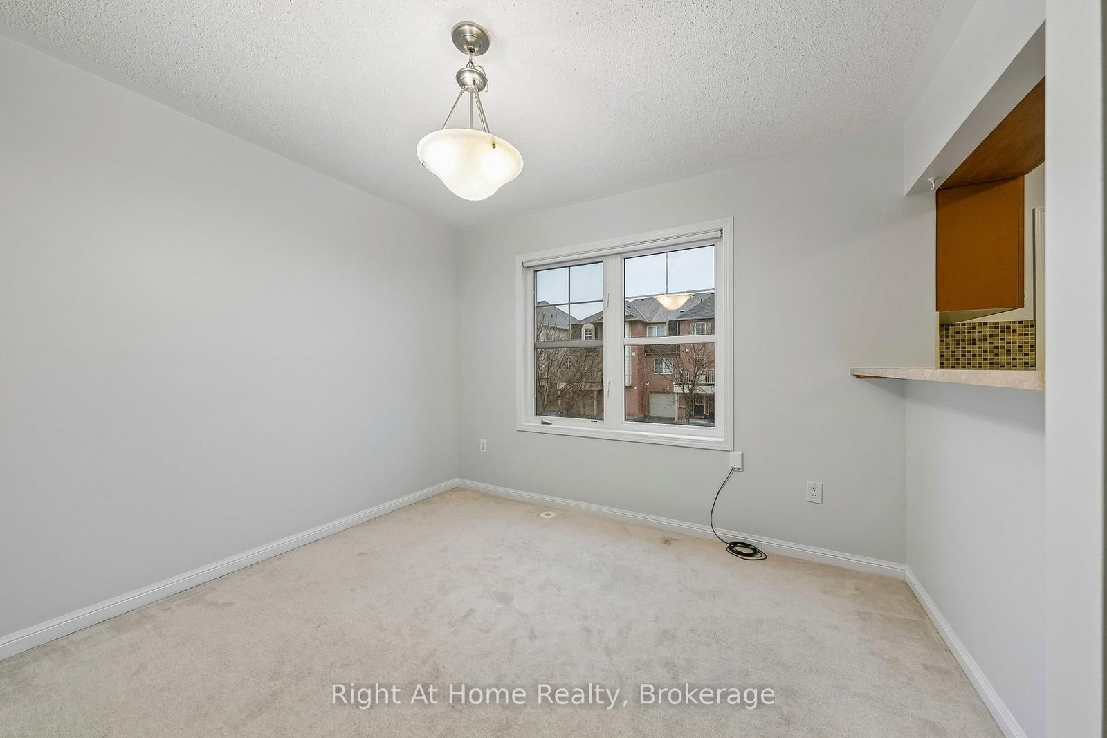 Townhouse for sale at 650 Frank Place, Milton, Ontario, L9T 0P8 - Harrison - MLS: W12754344