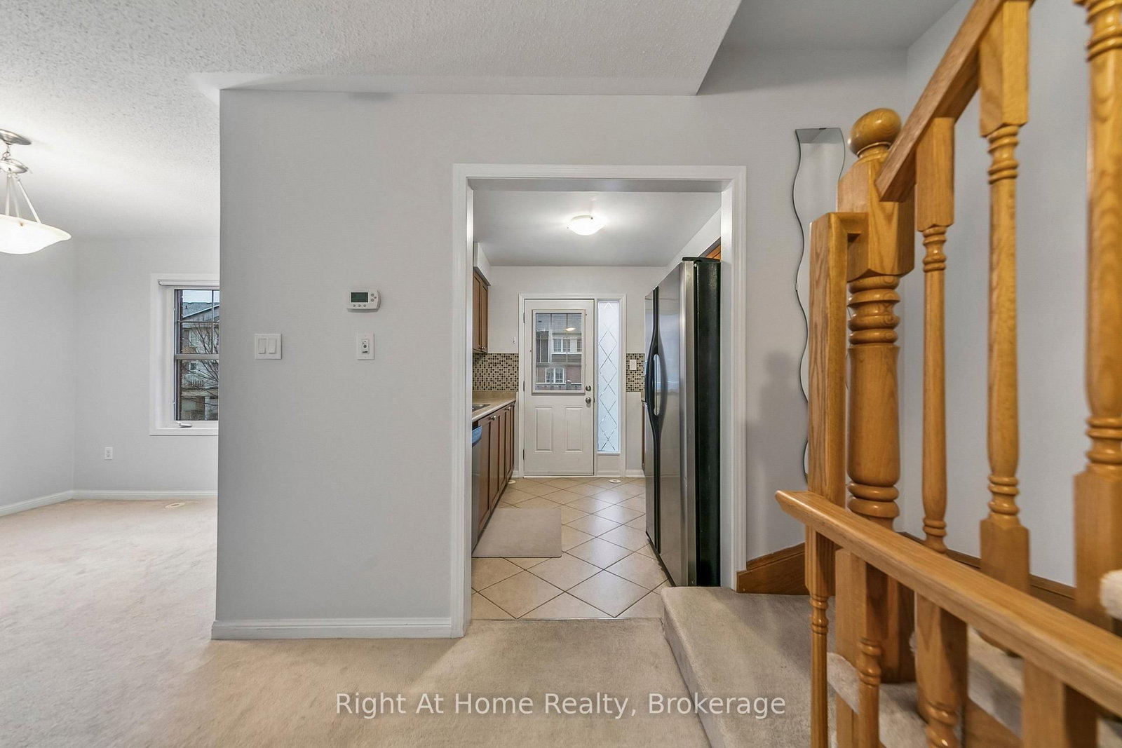 Townhouse for sale at 650 Frank Place, Milton, Ontario, L9T 0P8 - Harrison - MLS: W12754344