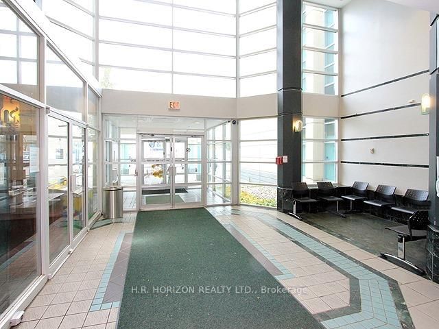 310 - 40 Finchgate Blvd, Brampton, L6T 3J1 | Image 2