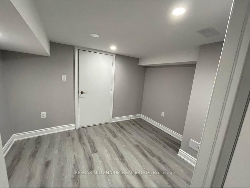 BSMT - 13 Haydrop Rd, Brampton, L6P 4P2 | Image 3