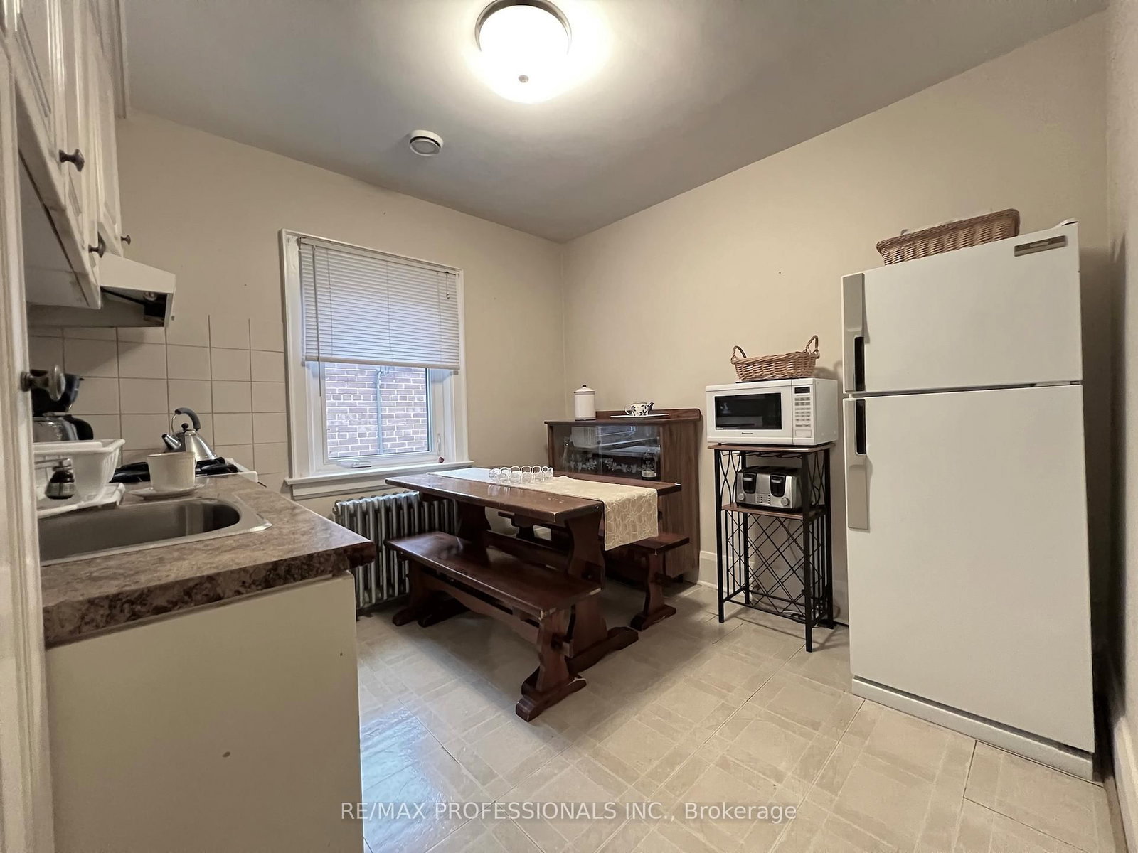 Listing Image 45