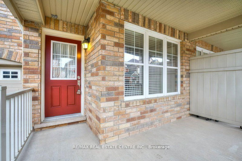 782 Maquire Terr, Milton, L9T 6P5 | Image 2