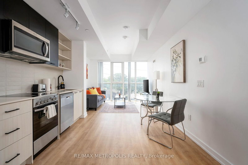 407 - 2300 St Clair Ave W, Toronto, M6N 0B3 | Image 2