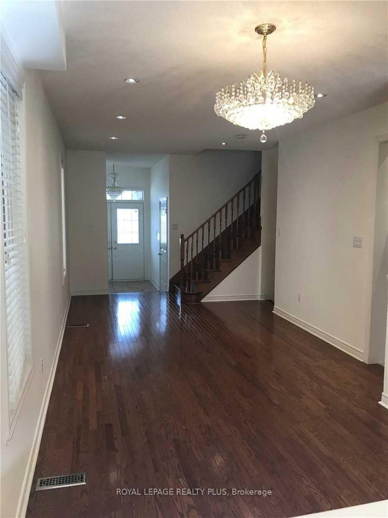 4639 Centretown Way, Mississauga, L5R 0E1 | Image 3