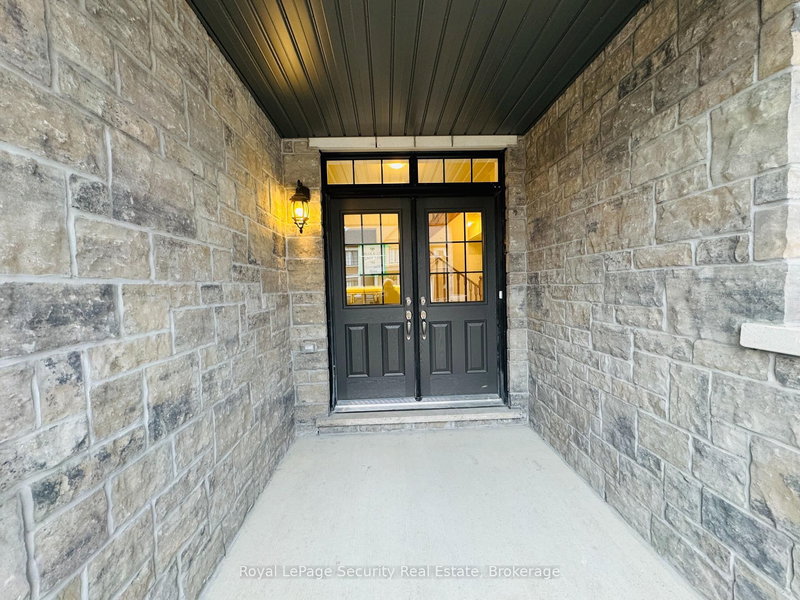 94 Grassbank Rd, Brampton, L6R 4E6 | Image 3