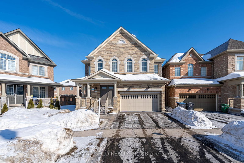 10 Spokanne St, Brampton, L6R 4A2 | Image 2