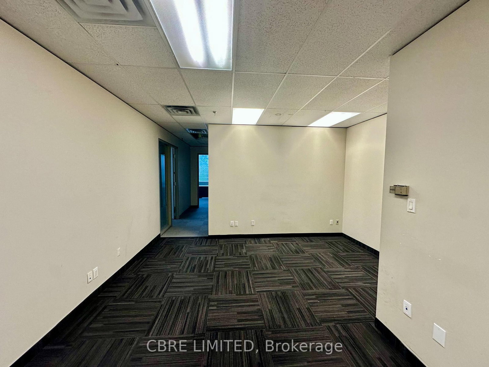 918 Dundas Street E, Unit 400B - Photo 16