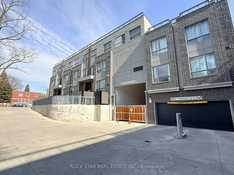 16 - 670 Atwater Ave, Mississauga, L5G 0B6 | Image 2