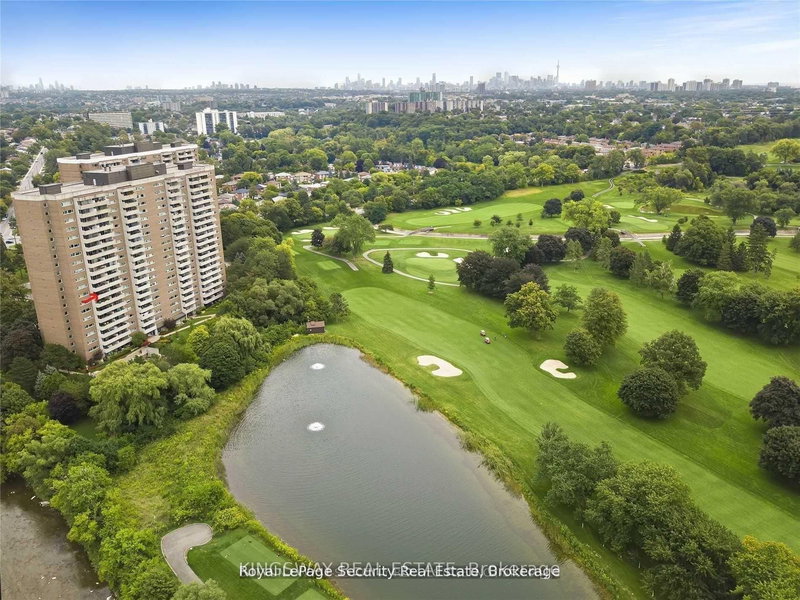 1504 - 240 Scarlett Rd, Toronto, M6N 4X4 | Image 2