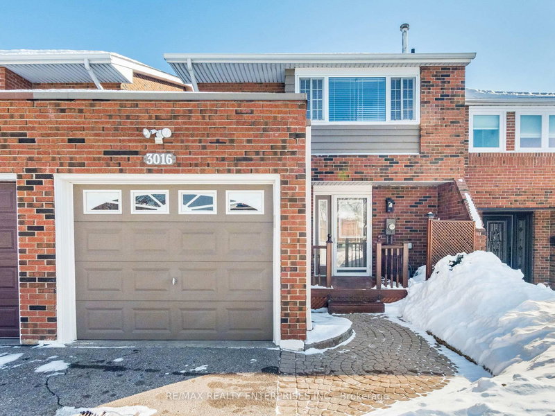 3016 Rymal Rd, Mississauga, L4Y 4B4 | Image 2