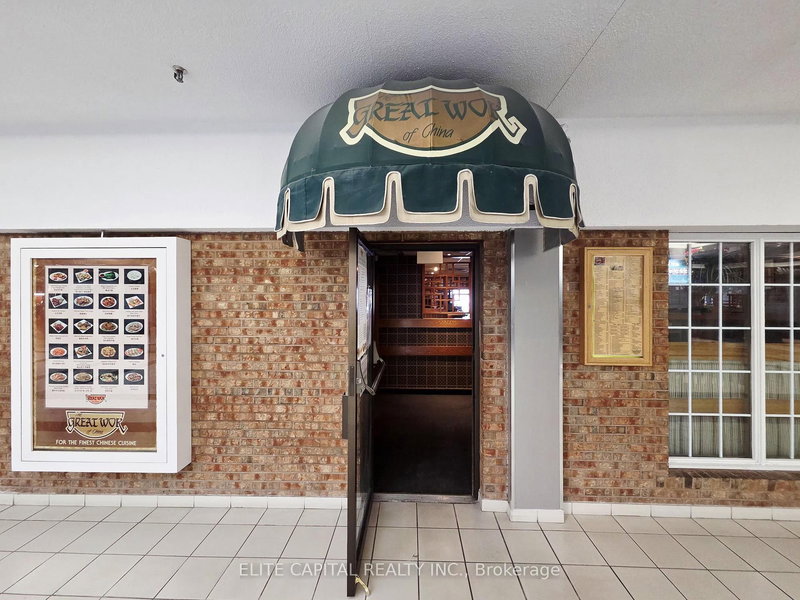 377 Burnhamthorpe Rd E, Mississauga, L5A 3Y1 | Image 2