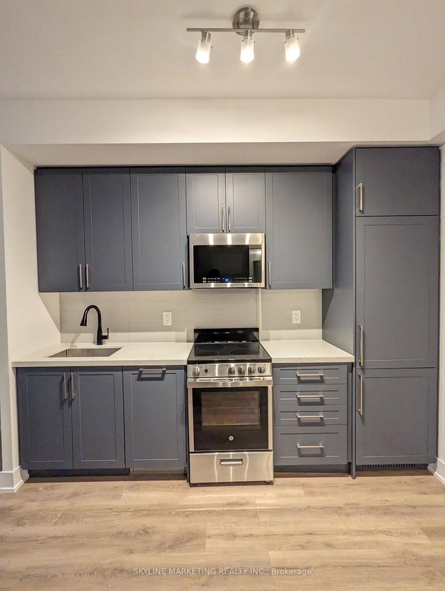 326 - 2450 Old Bronte Road