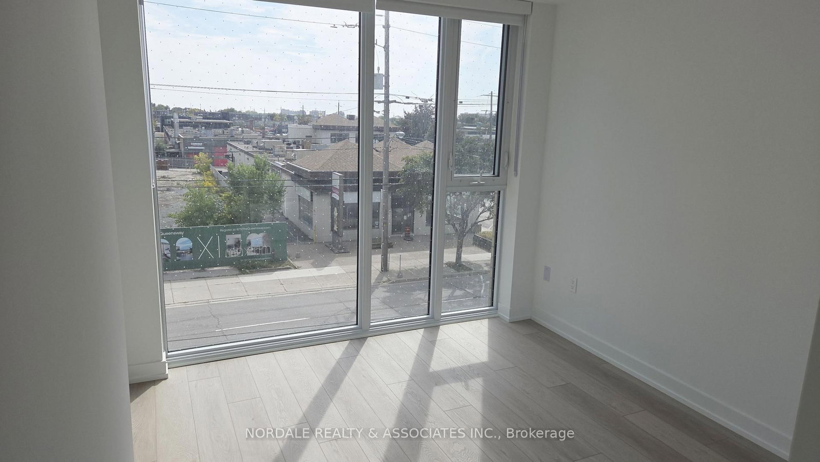 Condo for lease at 311-6 Chartwell Road, Toronto, Ontario, M8Z 0H2 - Stonegate-Queensway - MLS: W12760794