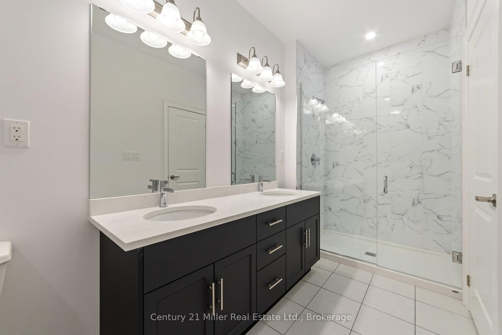 56-2150 Trafalgar Rd, Oakville, view 24