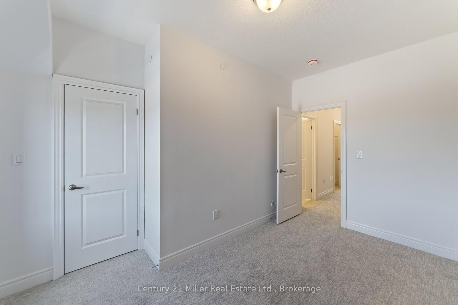 56-2150 Trafalgar Rd, Oakville, view 25