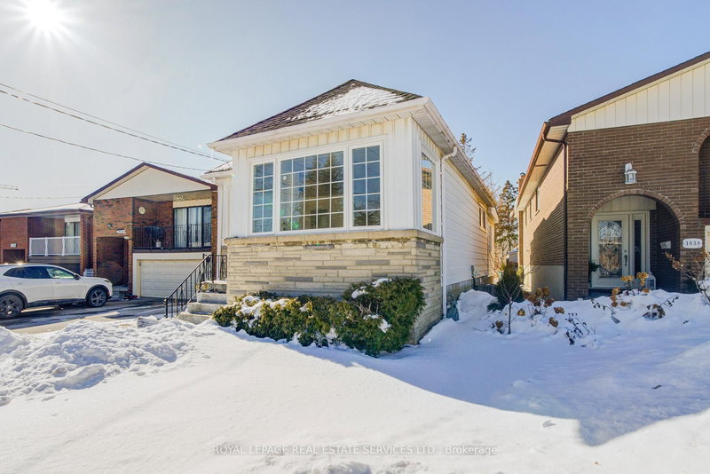1054 East Ave, Mississauga, L5E 1W9 | Image 3