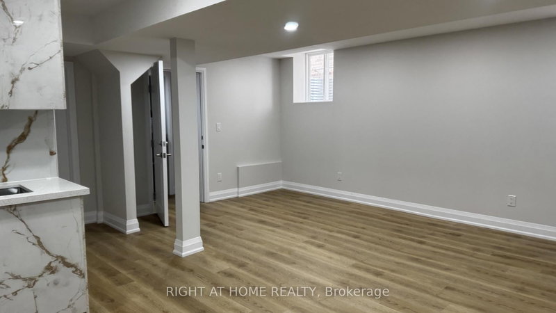 15 Perdita Rd, Brampton, L6Y 0C3 | Image 3