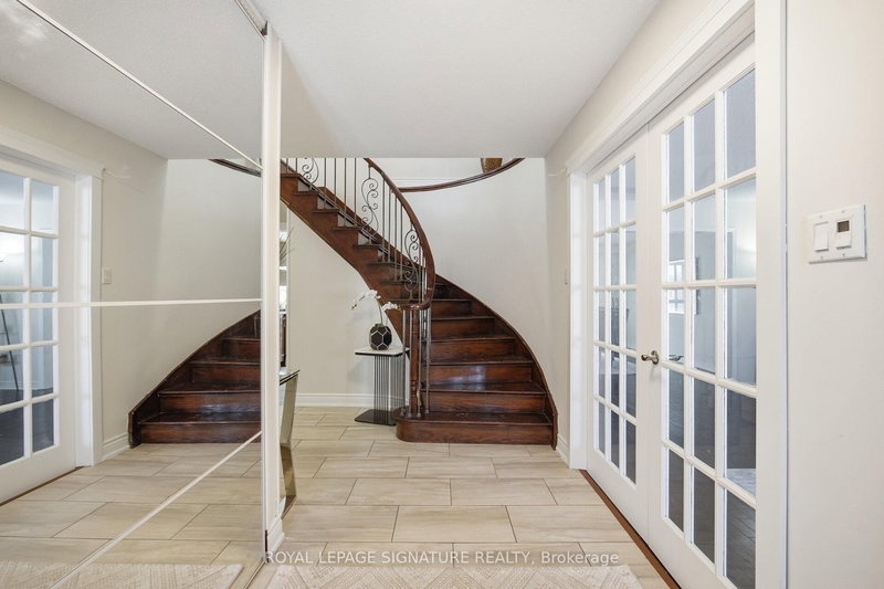 6326 Millers Grve, Mississauga, L5N 3H7 | Image 3