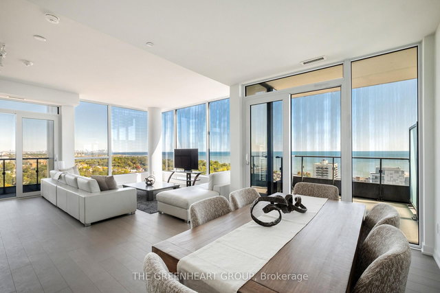 2102 - 28 Ann Street